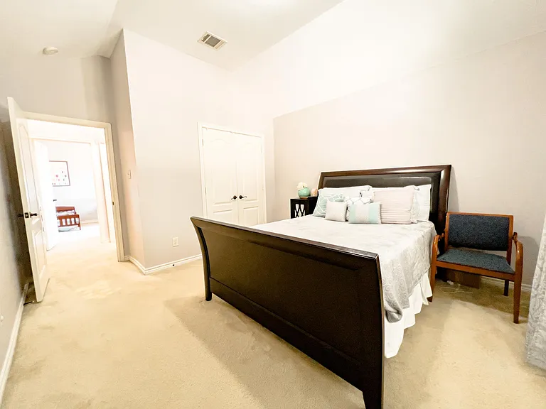 5915 Ivy Glen Dr — Photo 40