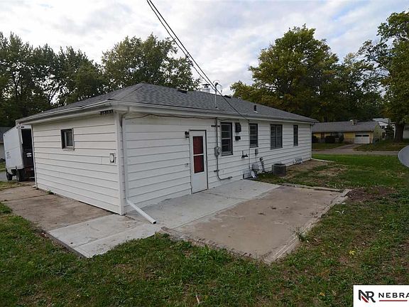 3rd image of 4137 N 55th St