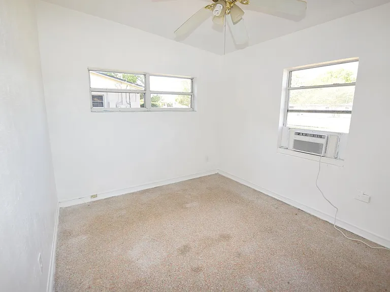 104 W Lancaster Rd — Photo 21