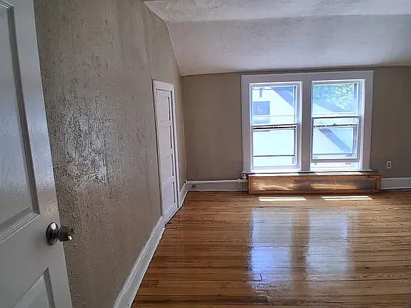 199 Smith St #C — Photo 3