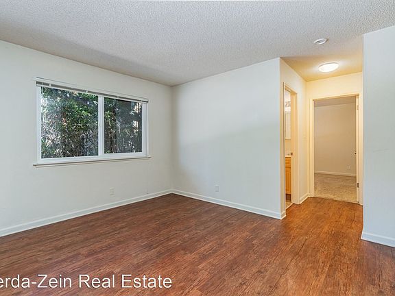 5th image of 2037 Central Ave #10389590