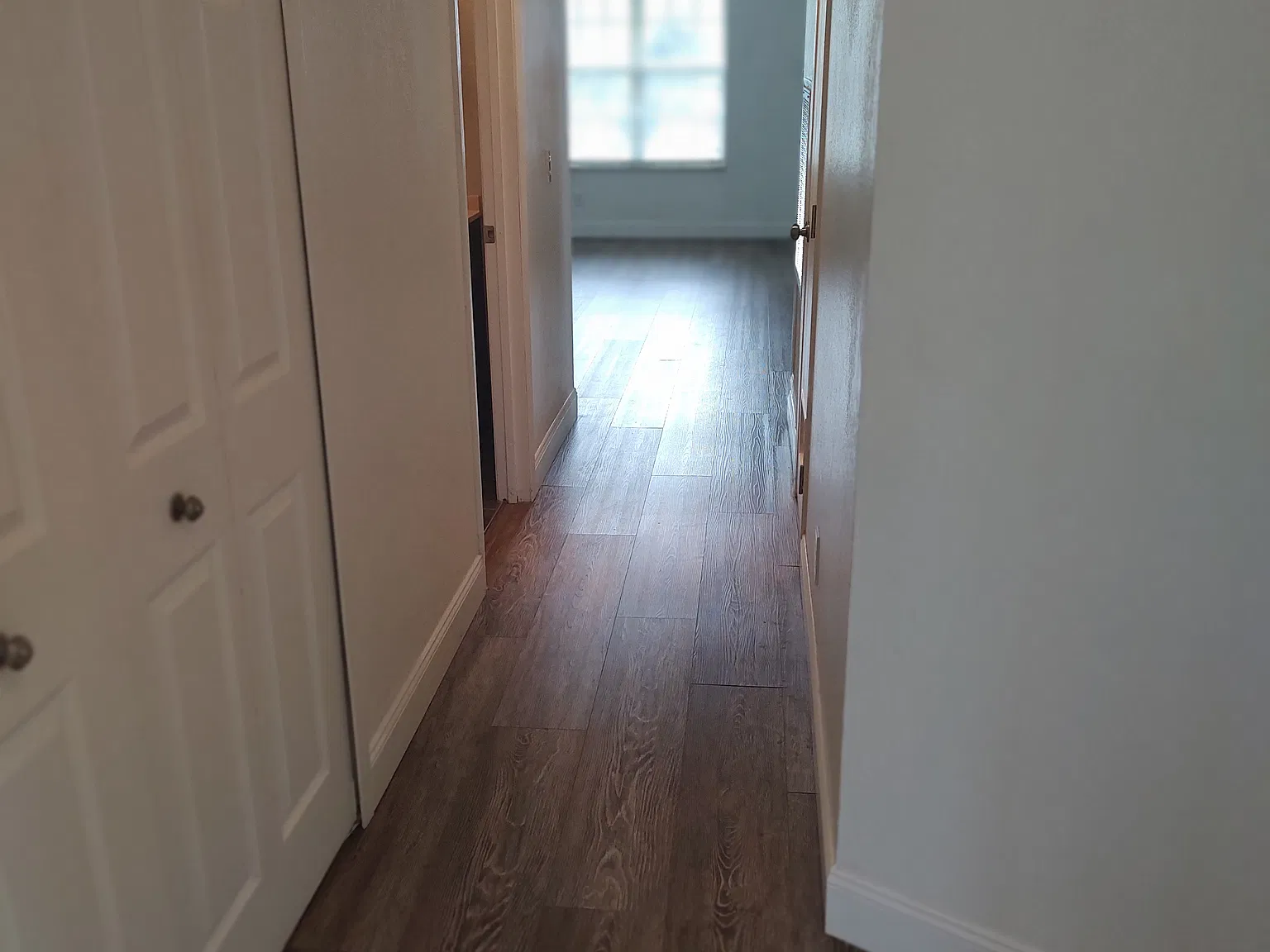 3 bed, 1.5 bath, 1400 sqft, $1,350 — Photo 2