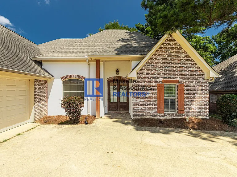 153 Hartfield Dr — Photo 7