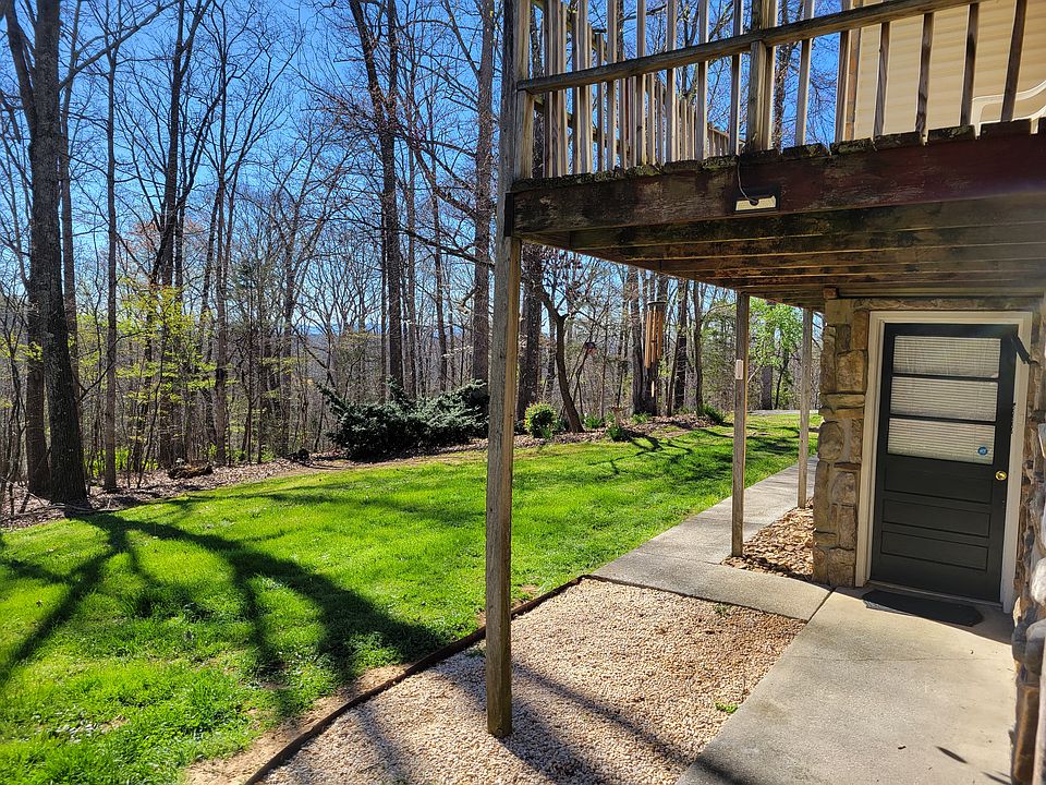 2nd image of 414B Chestnut Ridge Rd #1