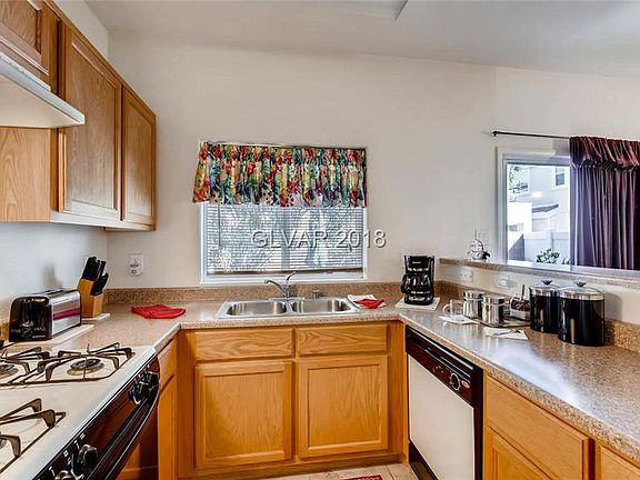 4th image of 6522 Ozzie Harriet Ave Unit 102