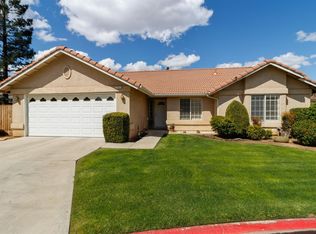 7151 N Whitney Ave, Fresno, CA
