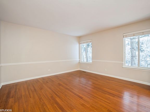 3rd image of 2028 Orchard Ln
