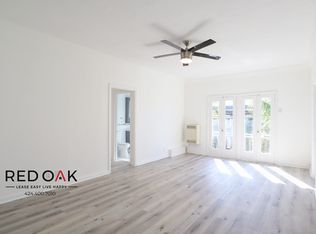 401 N Genesee Ave APT 209, Los Angeles, CA 90036