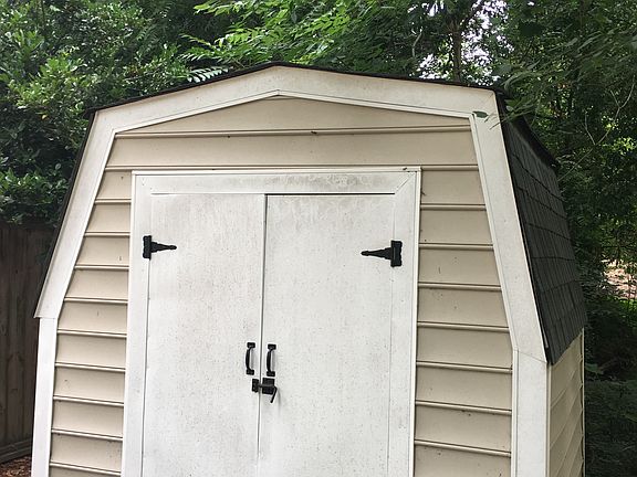 Shed