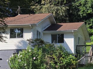 841 Seabrights Ln, Martins Ferry, OH 43935