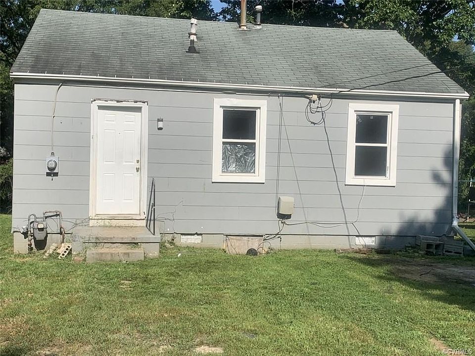 2nd image of 4728 Cronin Dr