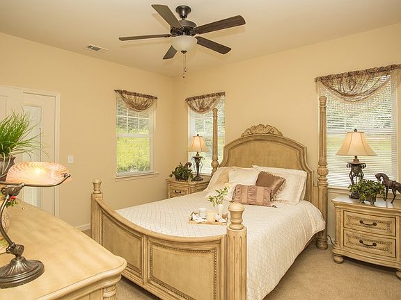 5th image of 100 Wisteria Gardens Cir #6631807