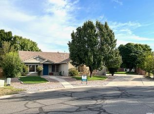 886 Churrea Dr, Washington, UT 84780