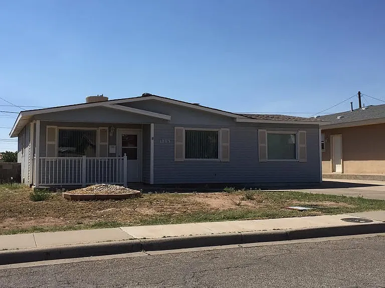 1003 McKinley Ave — Photo 1