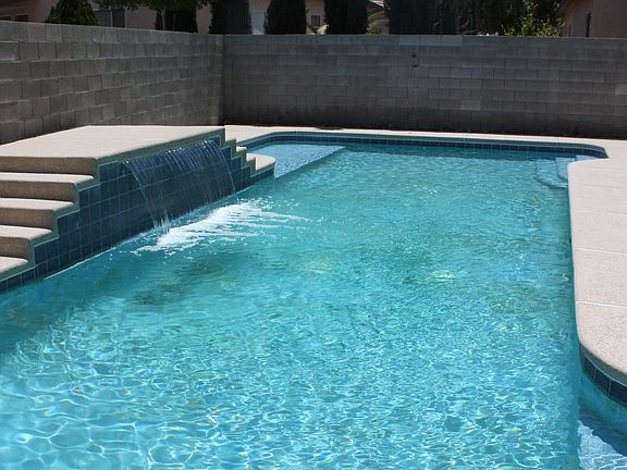 Pool with Basketball Sleve