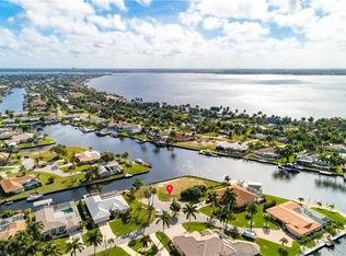 5356 Bayside Ct, Cape Coral, FL 33904