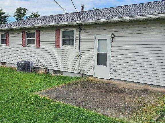 4th image of 2609 N Dittmer St