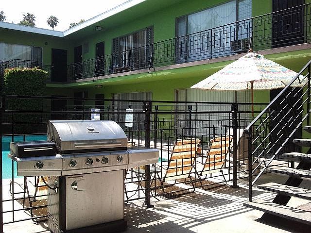1st image of 1845 Canyon Dr APT 19