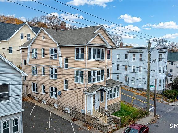 2nd image of 146 Charles St #3