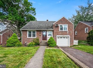 1460 Sunset Dr, Pottstown, PA 19464