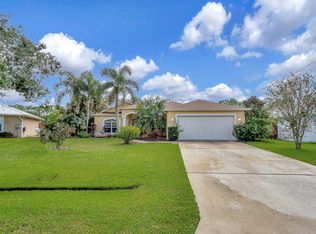 5924 NW Brenda Cir, Port Saint Lucie, FL 34986