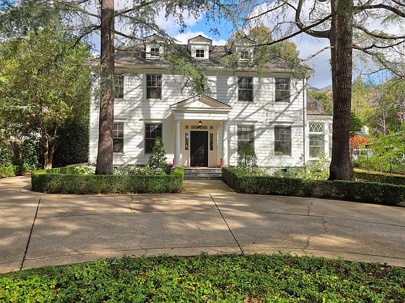 2nd image of 1435 El Vago St