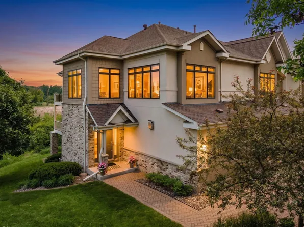 101 Willoughby Way E, Minnetonka, MN 55305