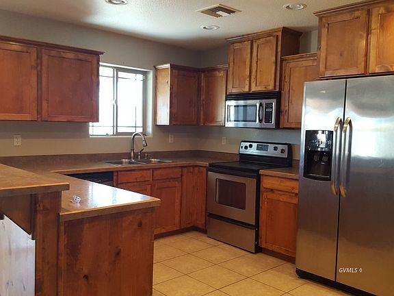 2nd image of 8555 S Thunderbird Dr