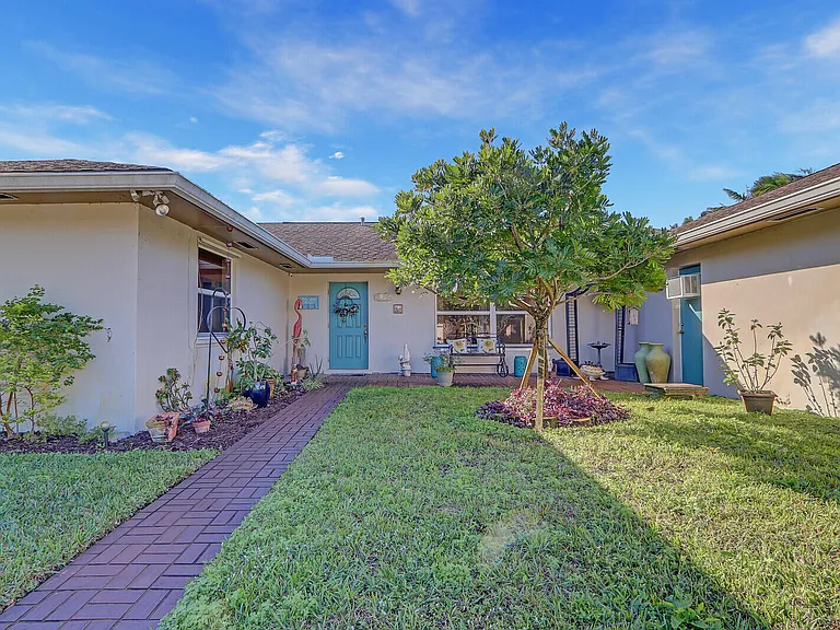 5140 Laird Ln — Photo 4