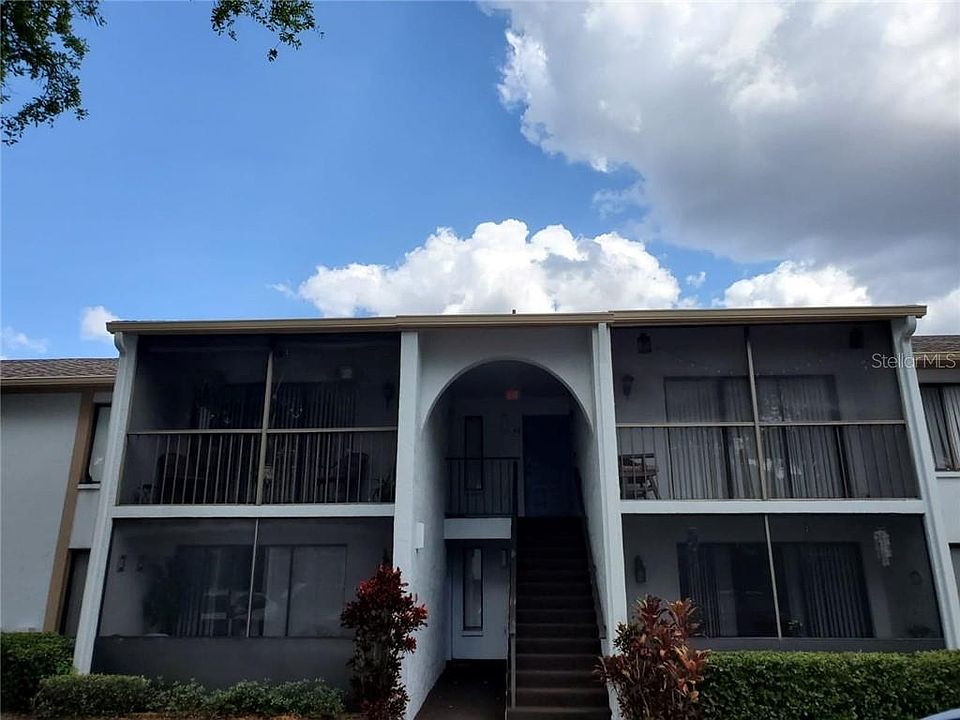 1st image of 953 Courtyard Ln Unit 42
