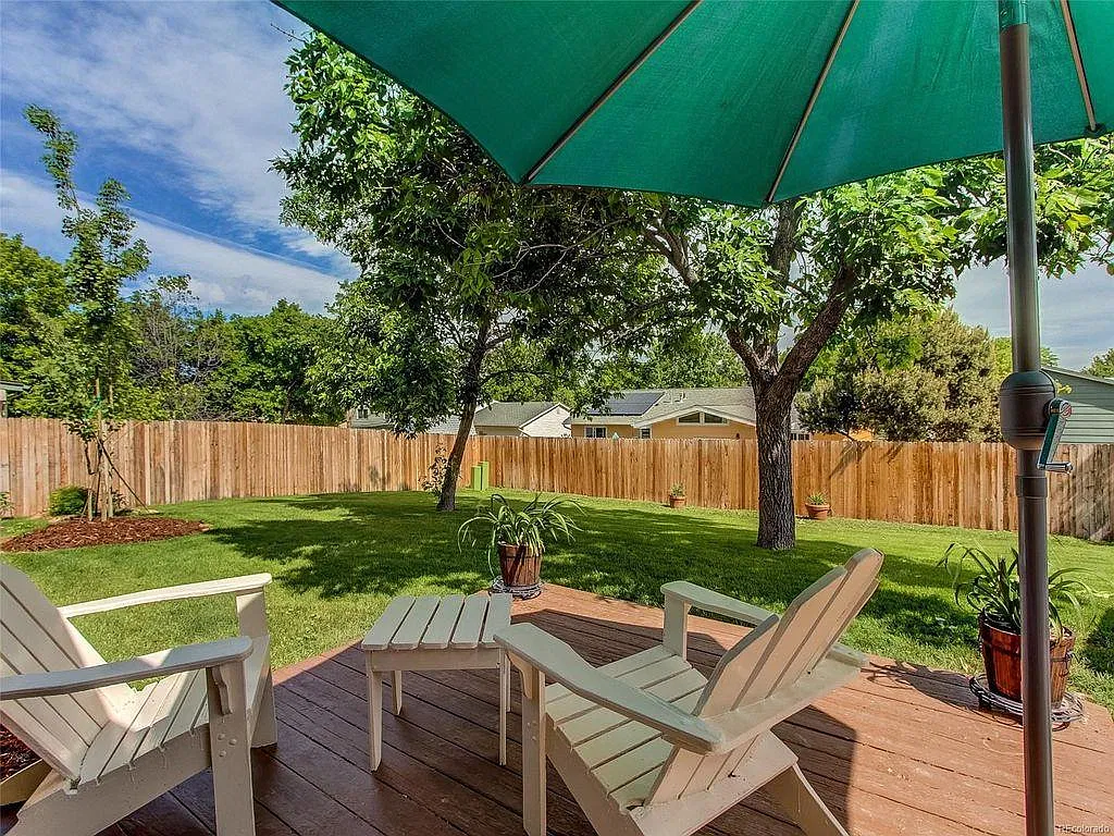 2 bed, 1028 sqft, $2,100 — Photo 2