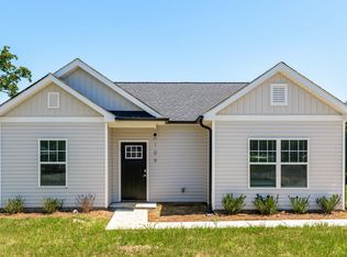 109 McLean St, Mount Holly, NC 28120