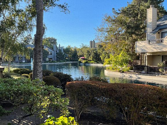 5th image of 1177 Shoreline Dr