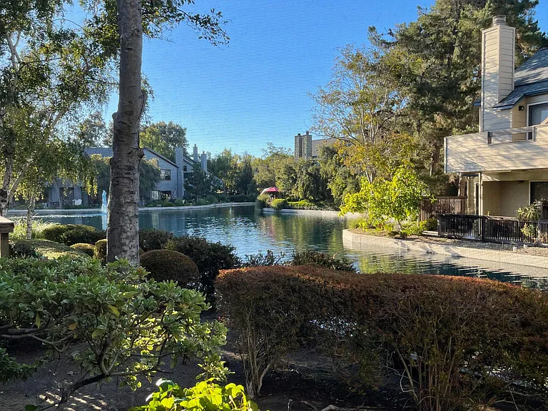 1177 Shoreline Dr — Photo 5