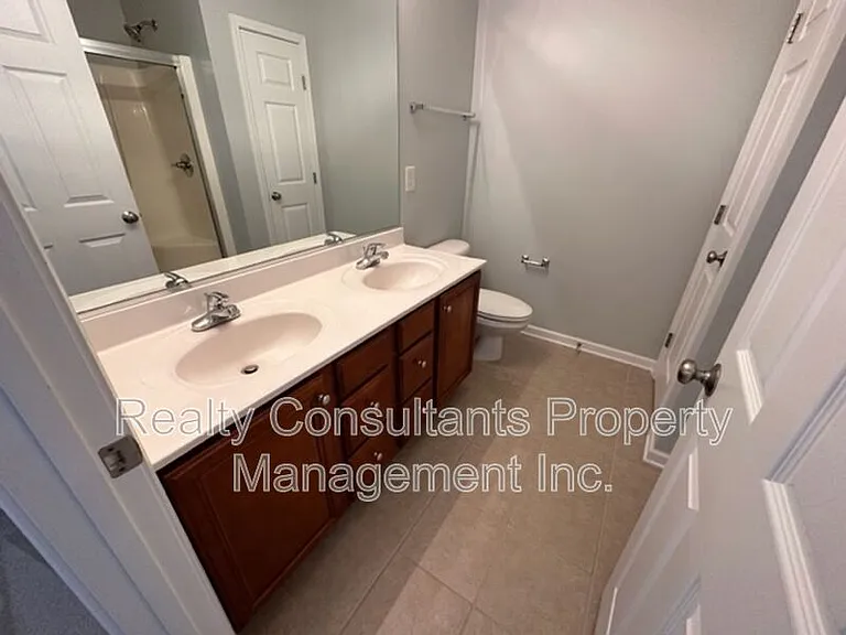 2152 Rosemont Dr — Photo 24