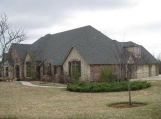 18322 Whitehall Ln, Newalla, OK 74857