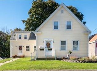43 Franklin St, Whitman, MA 02382