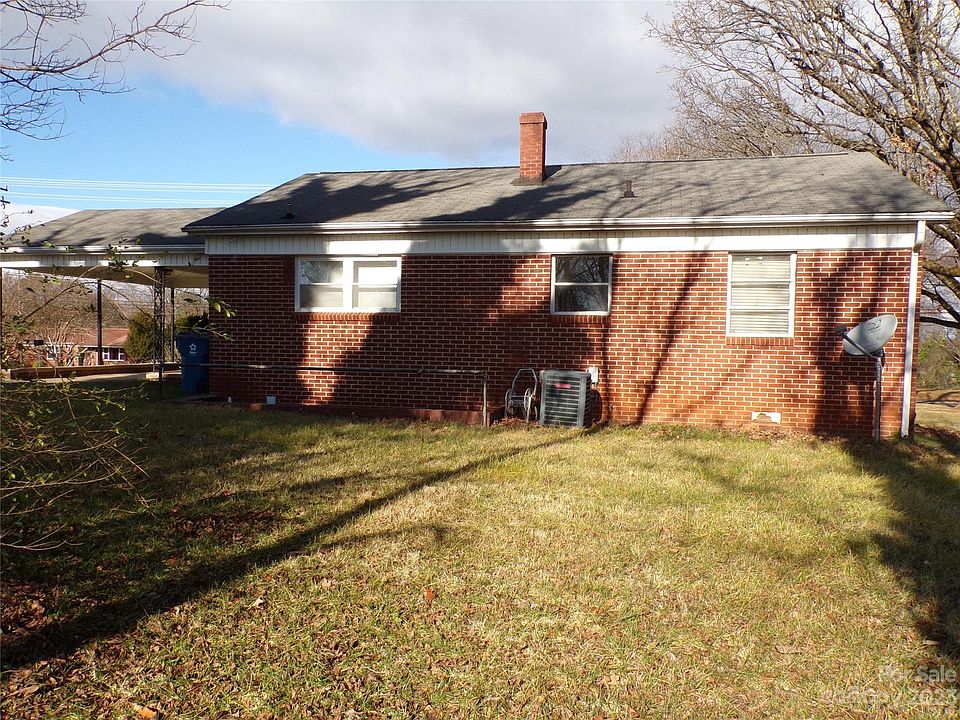3069 W Main St, Claremont, NC 28610 | Zillow