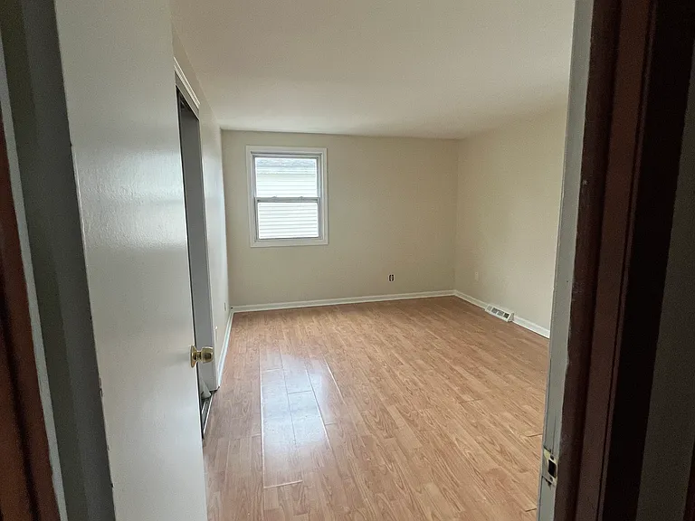 65 Fairgreen Dr #1 — Photo 6