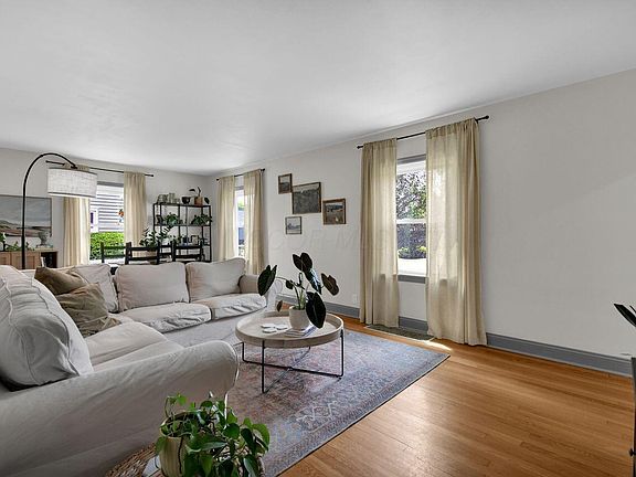 4th image of 272 Bachmann Ave