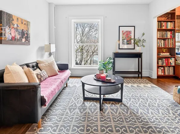 129 Columbia Hts APT 37, Brooklyn, NY 11201