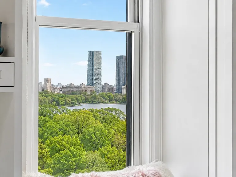 225 Central Park N #1605 — Photo 9