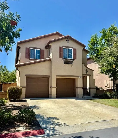 12875 Cobblestone Ln — Photo 1