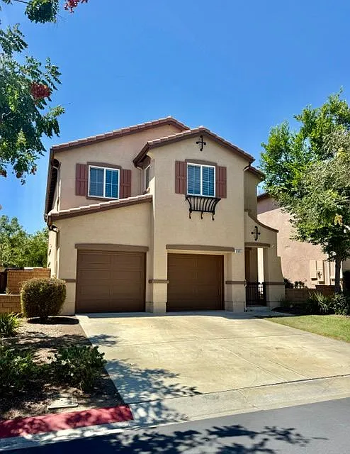 12875 Cobblestone Ln