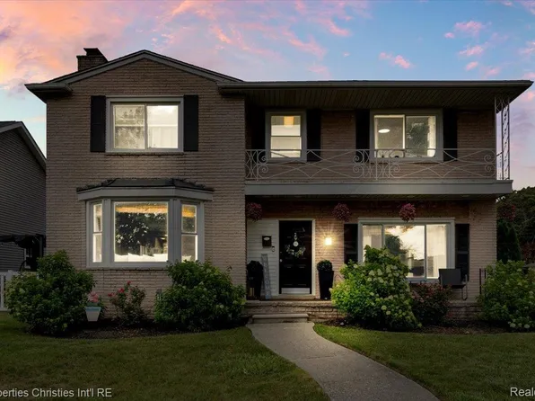 24600 Manistee St, Oak Park, MI 48237