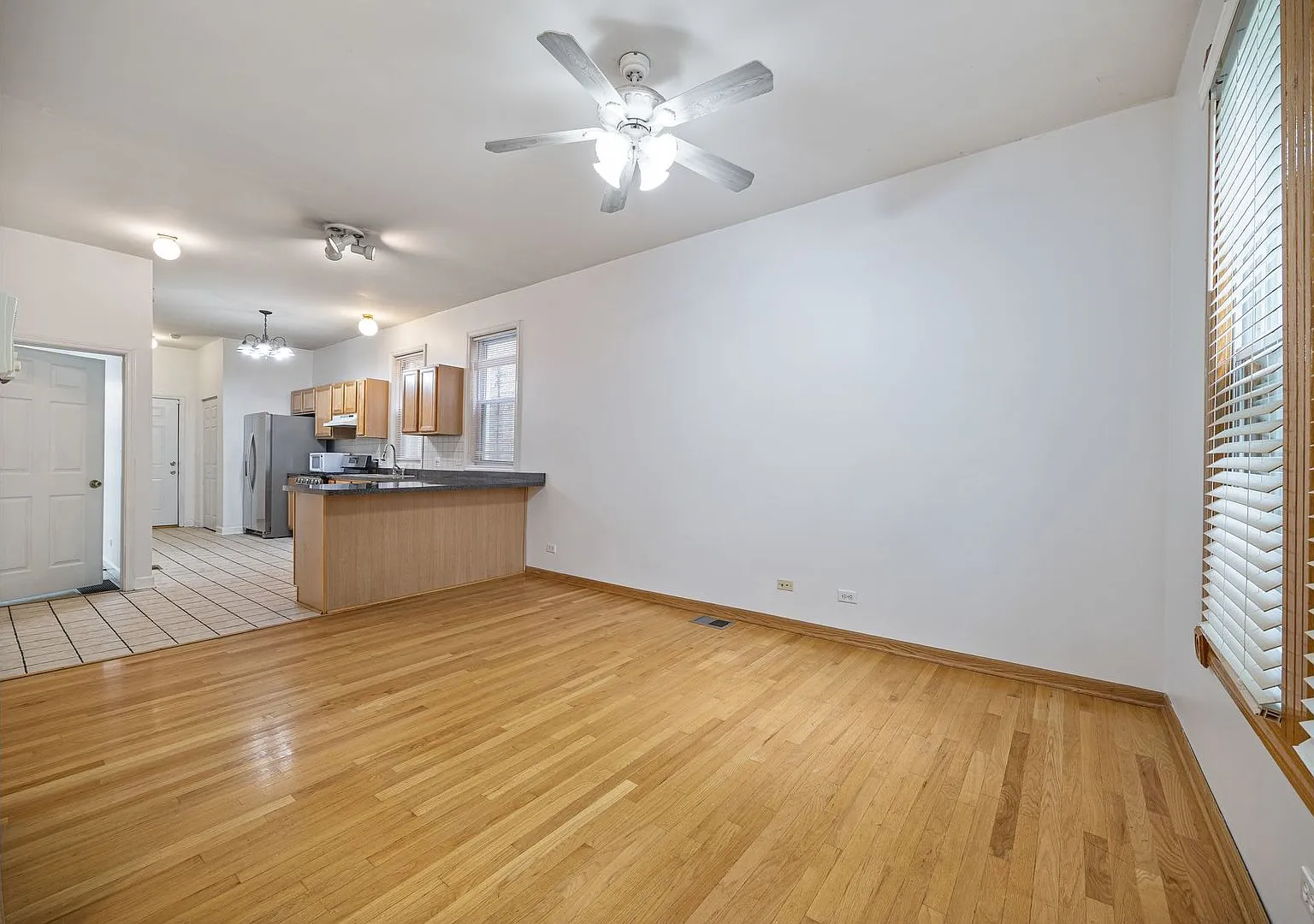 2 bed, $2,400 — Photo 2