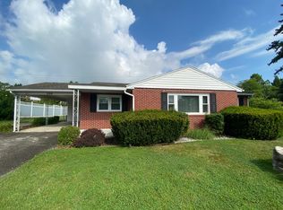 289 Briar Ln, Chambersburg, PA 17202