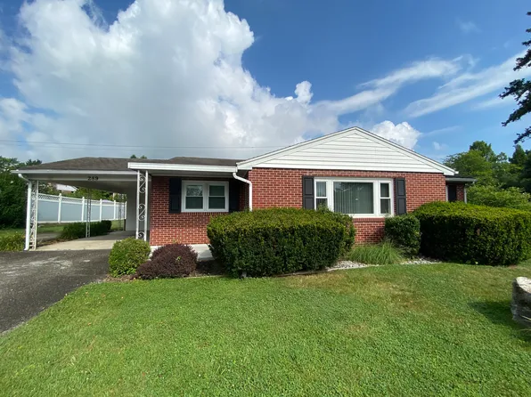 289 Briar Ln, Chambersburg, PA 17202