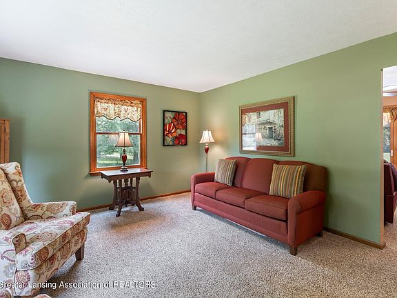 3rd image of 6653 W Eaton Hwy
