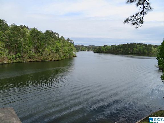 4th image of 300 Cottage Dr